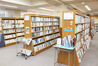 書架