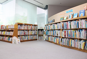 児童図書コーナー